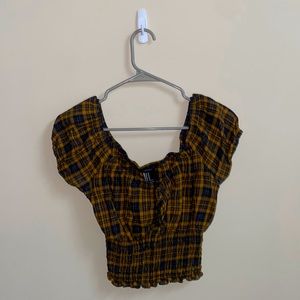 Forever 21 off the shoulder top, size medium